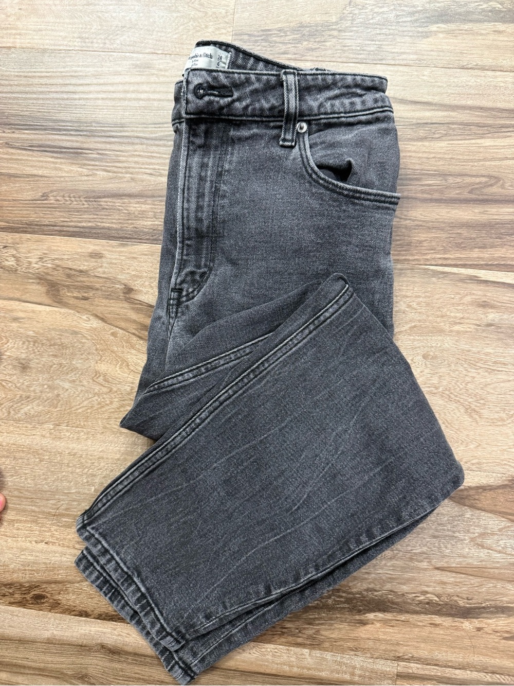 Abercrombie & Fitch Straight Leg Jeans in Charcoal Curve Love